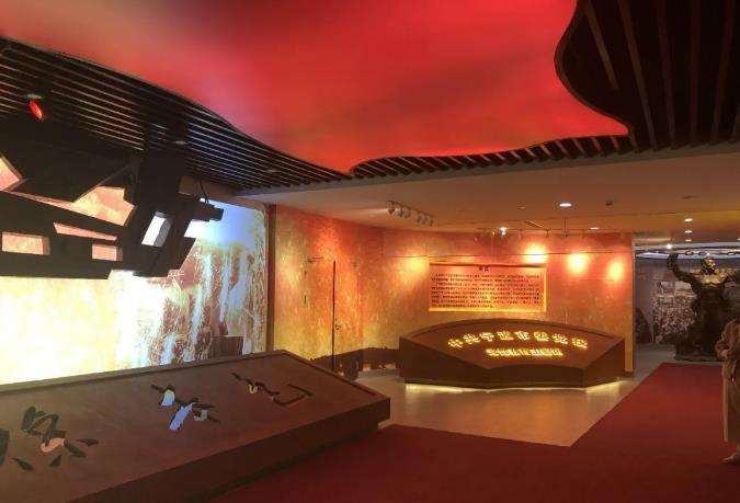 黨建館設計時如何體現它的特色？