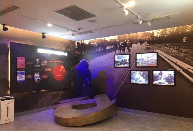 黨建館設計時如何體現它的特色？